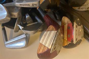 Old_Golf_CLubs